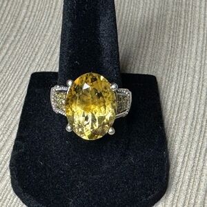 Elegant Yellow Citrine and Yellow Diamond Ring Set in Silver